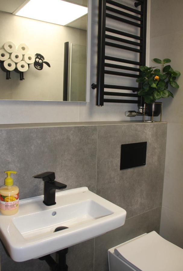 Nikoapartments - Miniapartment 2+2 Kraków Zewnętrze zdjęcie